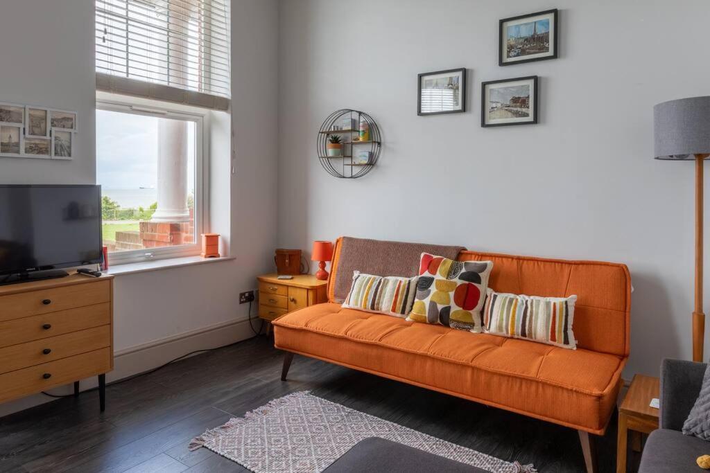 Waves@Walpole - 2 Bed Flat With Amazing Sea Views Apartment Margate Exterior photo